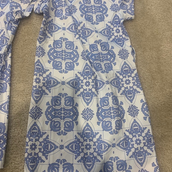 Matching dresses never been worn for 3 and 1 yo - Picture 2 of 3